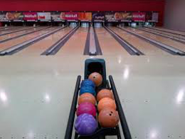 universal-bowling-center